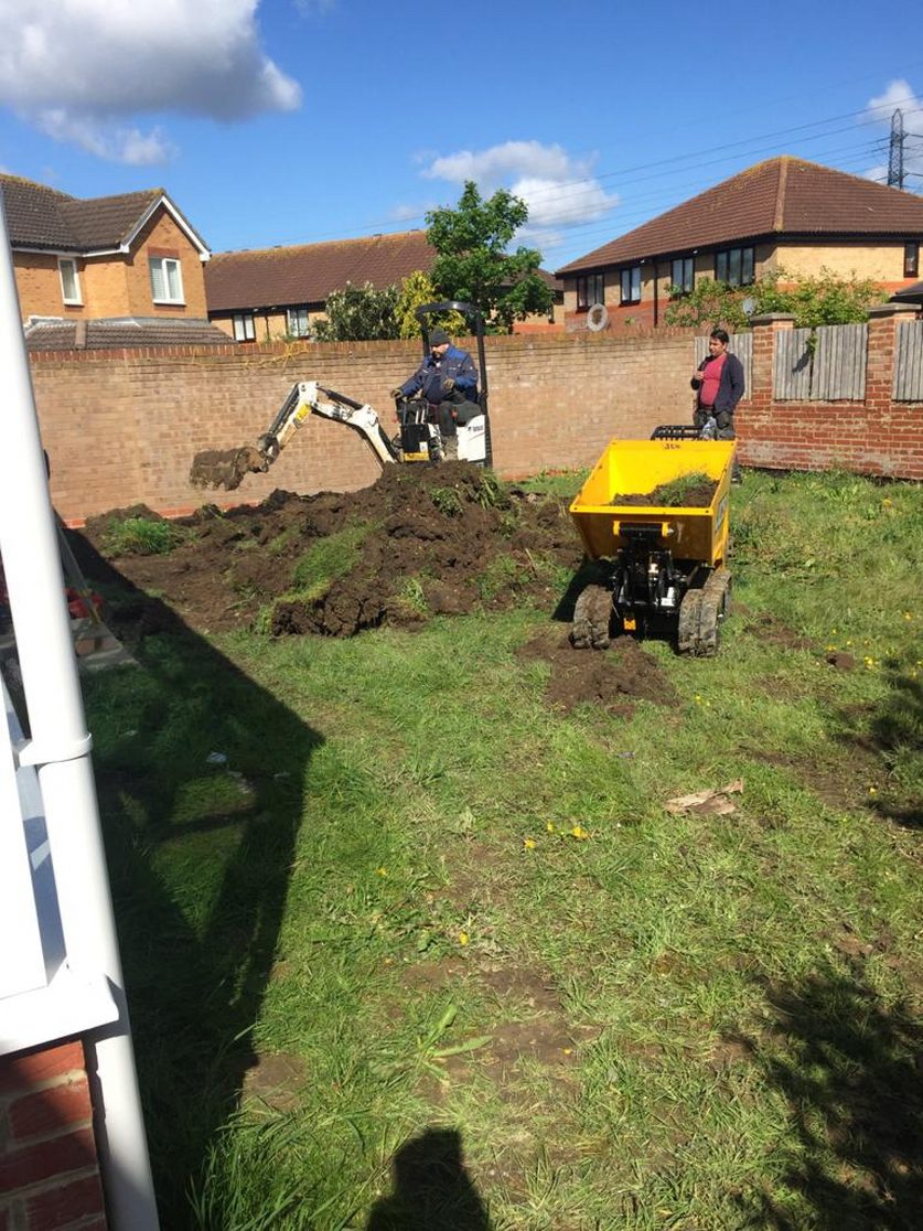 Walls & Landscaping